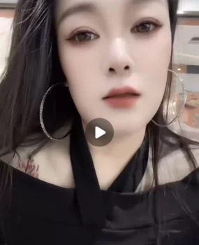 个人自聊的一个熟女