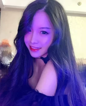 性感妹妹爆乳长腿等哥哥调教